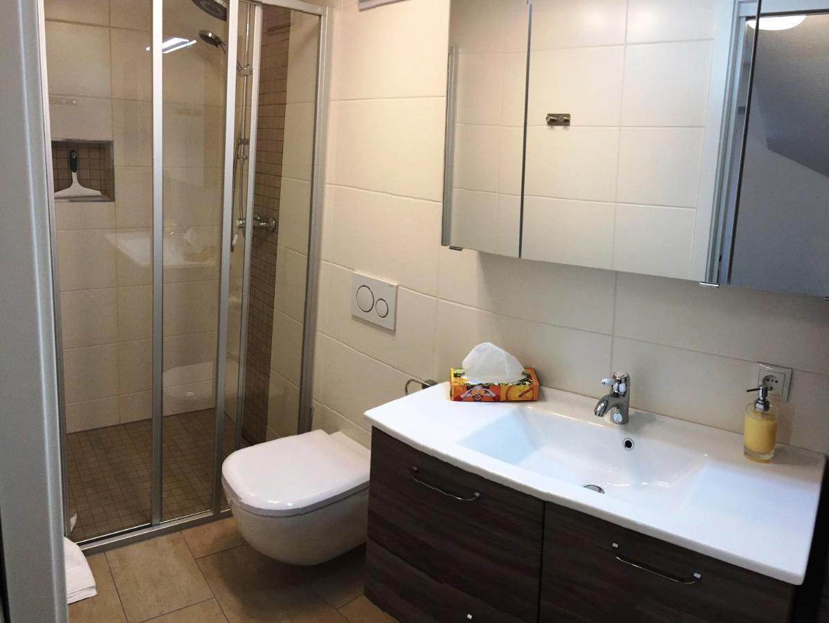 Haus Am Eck - Gaestehaus Und Appartements Altötting Dış mekan fotoğraf